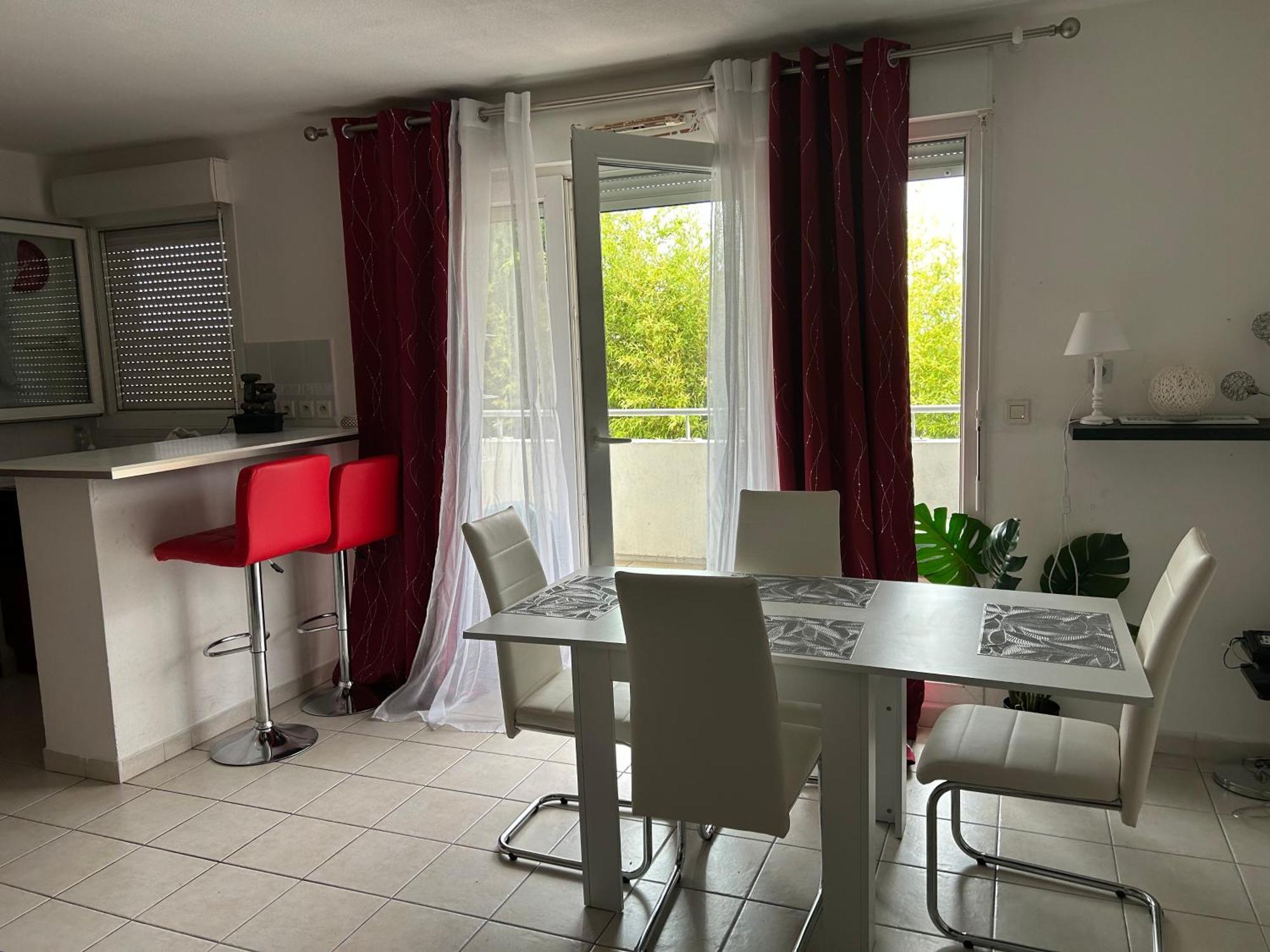 Appt Montpellier 2 Chambres Et 10 Minutes Des Plages Exterior foto